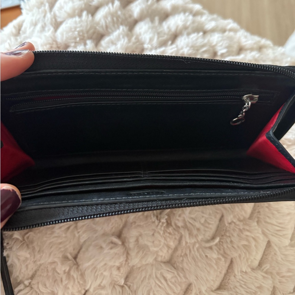 Coach Poppy Signature C Black Multi Tartan Accordion Zip Around Large Wristlet - Picture 7 of 11